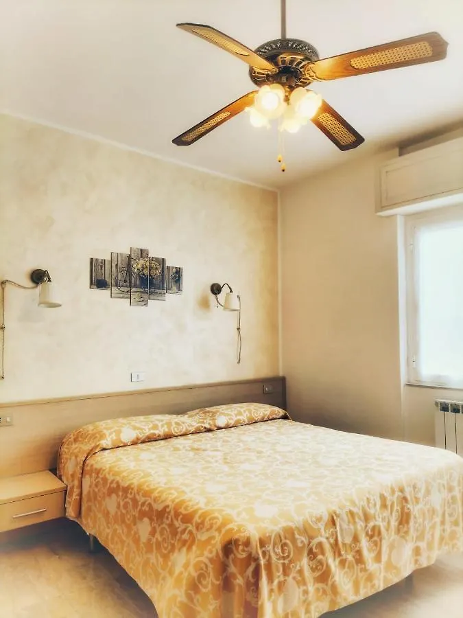 B&B Hotel Costa Azzurra Spotorno